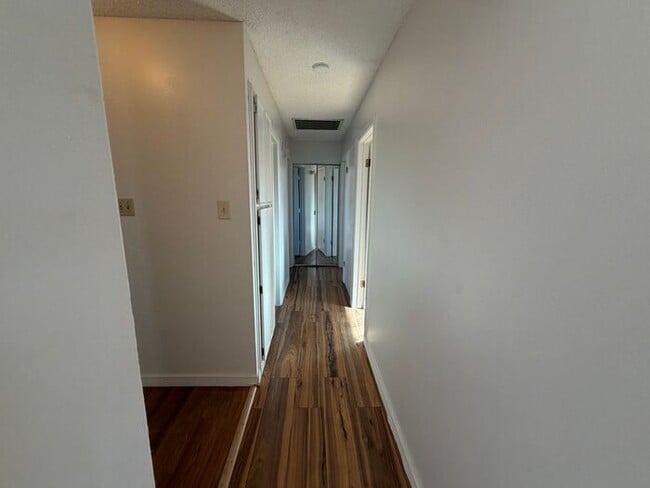 Photo - 2600 Apollo Way