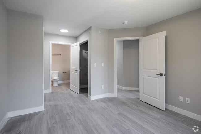 3BR, 2BA - 1,200SF - Bedroom