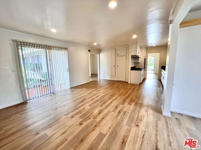 Photo - 6308 Villa Rosa Dr