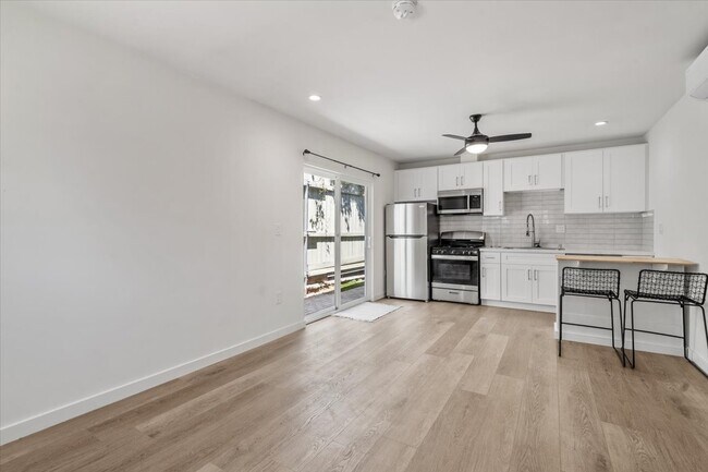 602 Douglas St Unit 602 Douglas St., Los Angeles, CA 90026