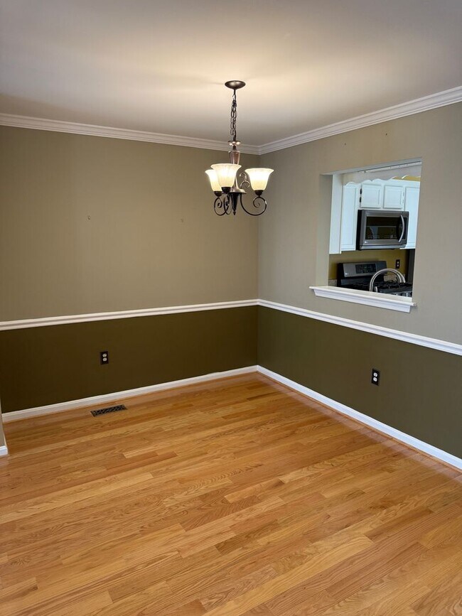 Photo - 4221 Devonwood Way