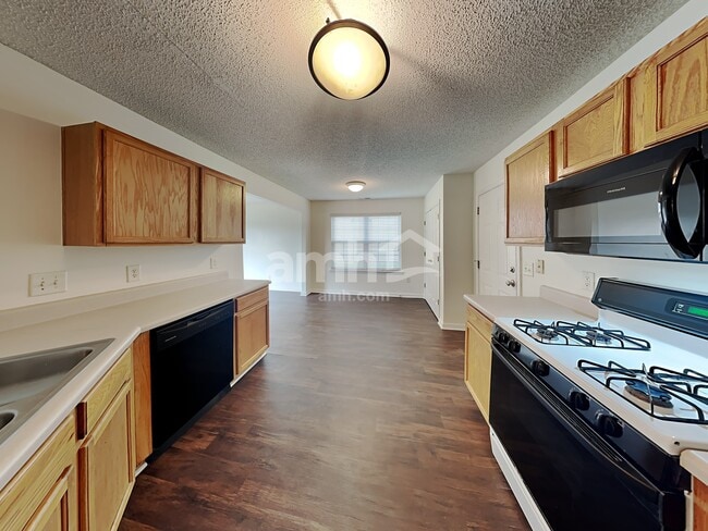 Photo - 10502 Plantain Ct