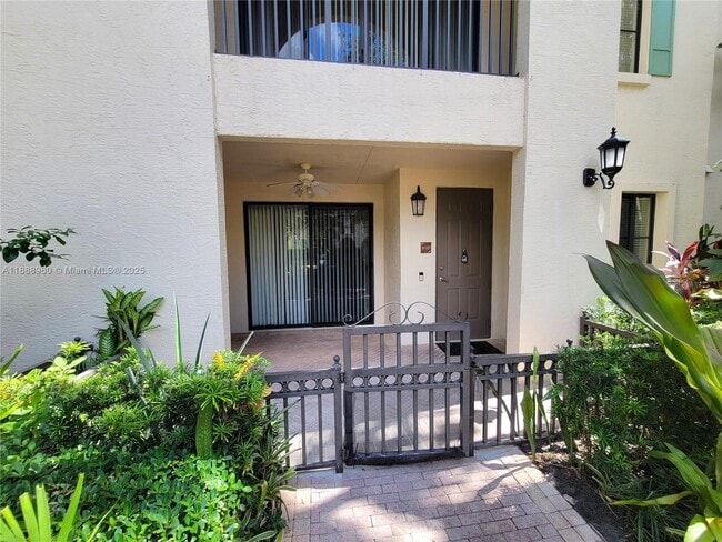 Building Photo - 3020 NW 125th Ave Unit 105