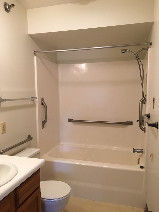 Photo - 113 Forest St Unidad 11