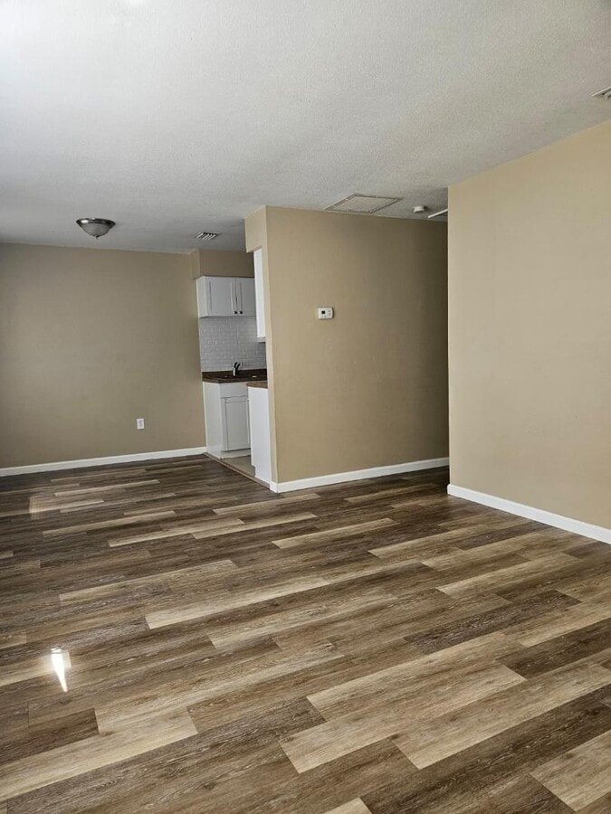 Photo - 1111 N Rockingham Ave