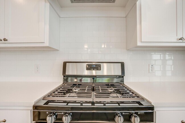 Photo - 2944 Forest Park Blvd Unit 2944 FP-2028