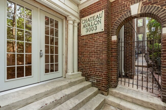 Chateau Avalon