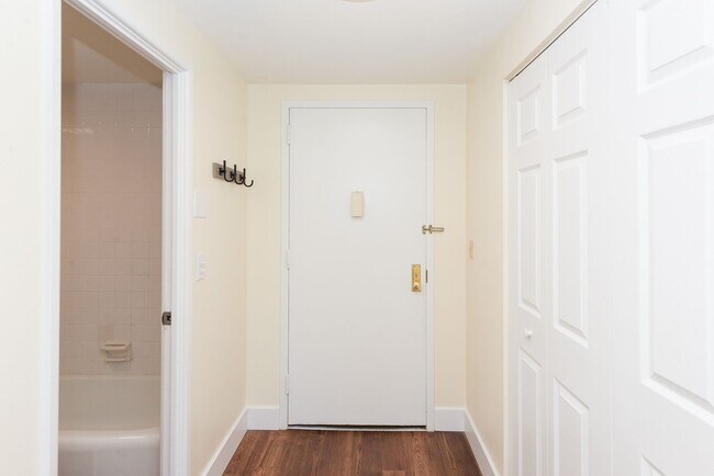 Photo - Lakewood Apartments
