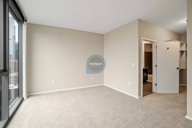 Photo - 602 W Washington Blvd