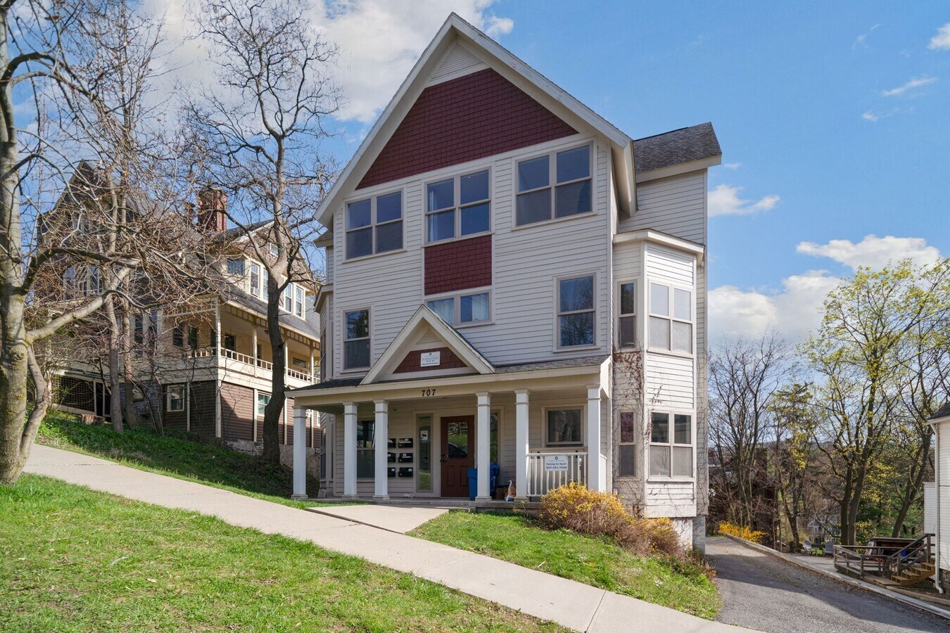 Photo - 707 E Seneca St.