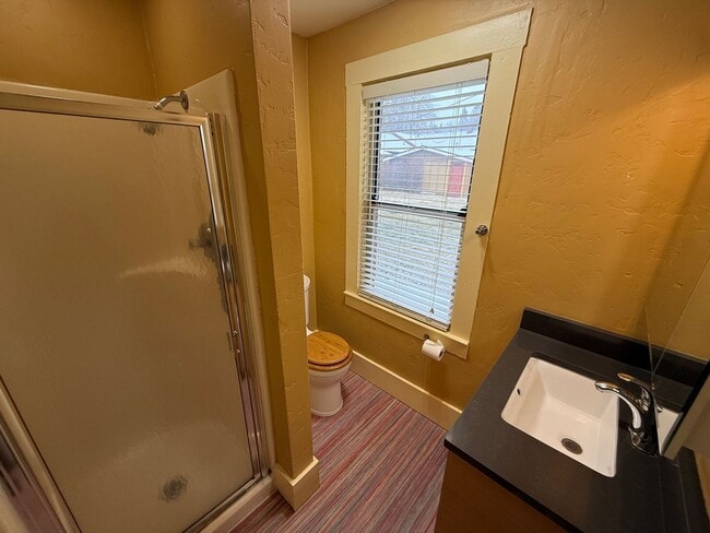 Photo - Historical Downtown Bend Studio - Florida Ave Unit 1