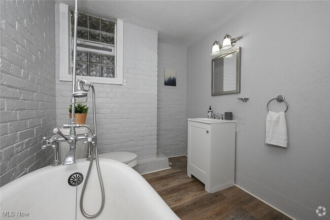 Building Photo - 11433 Ashbury Ave Unit 1 Rental