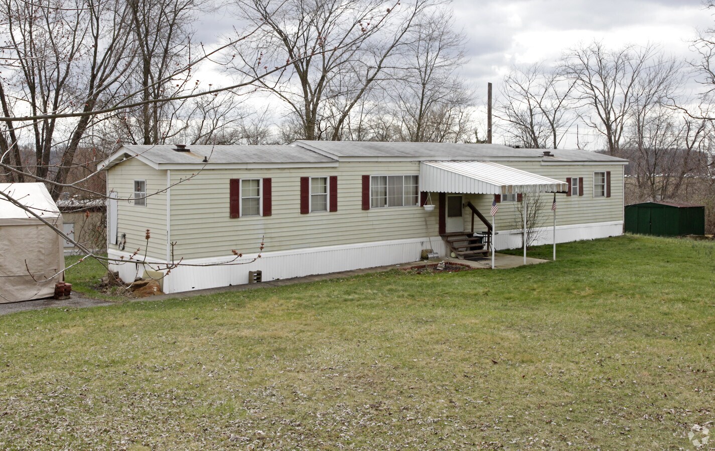 Photo - Pin Oaks Estates Apartments