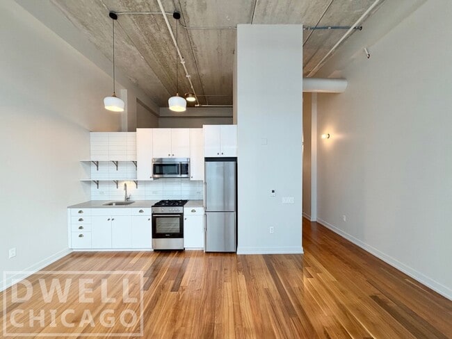700 N La Salle Dr Unit 1