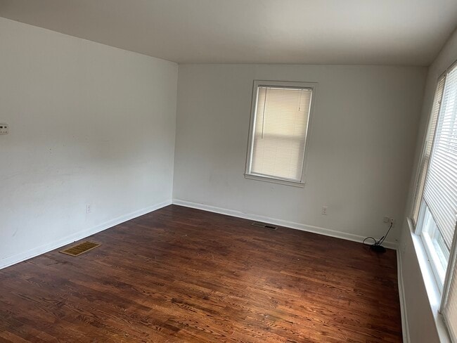 Photo - 206 N Pearl St