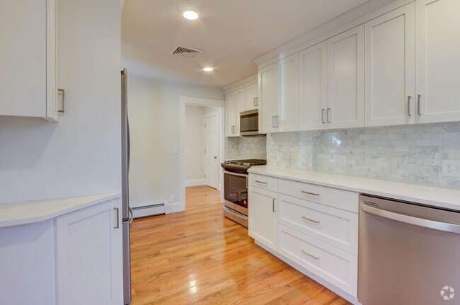 Building Photo - 45 Frairy St Unit B Rental