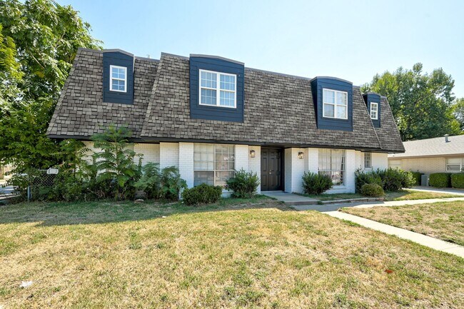 Photo - NEWLY REMODELED 1 Bed 1 Bath 1 Mile West f...