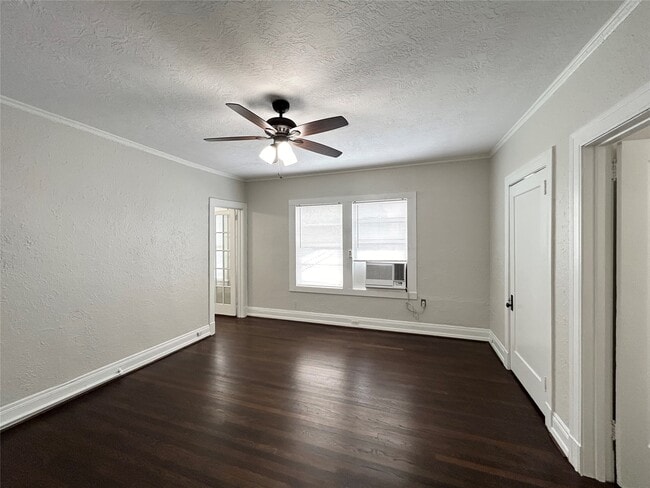 3920 Fannin St Unit 205
