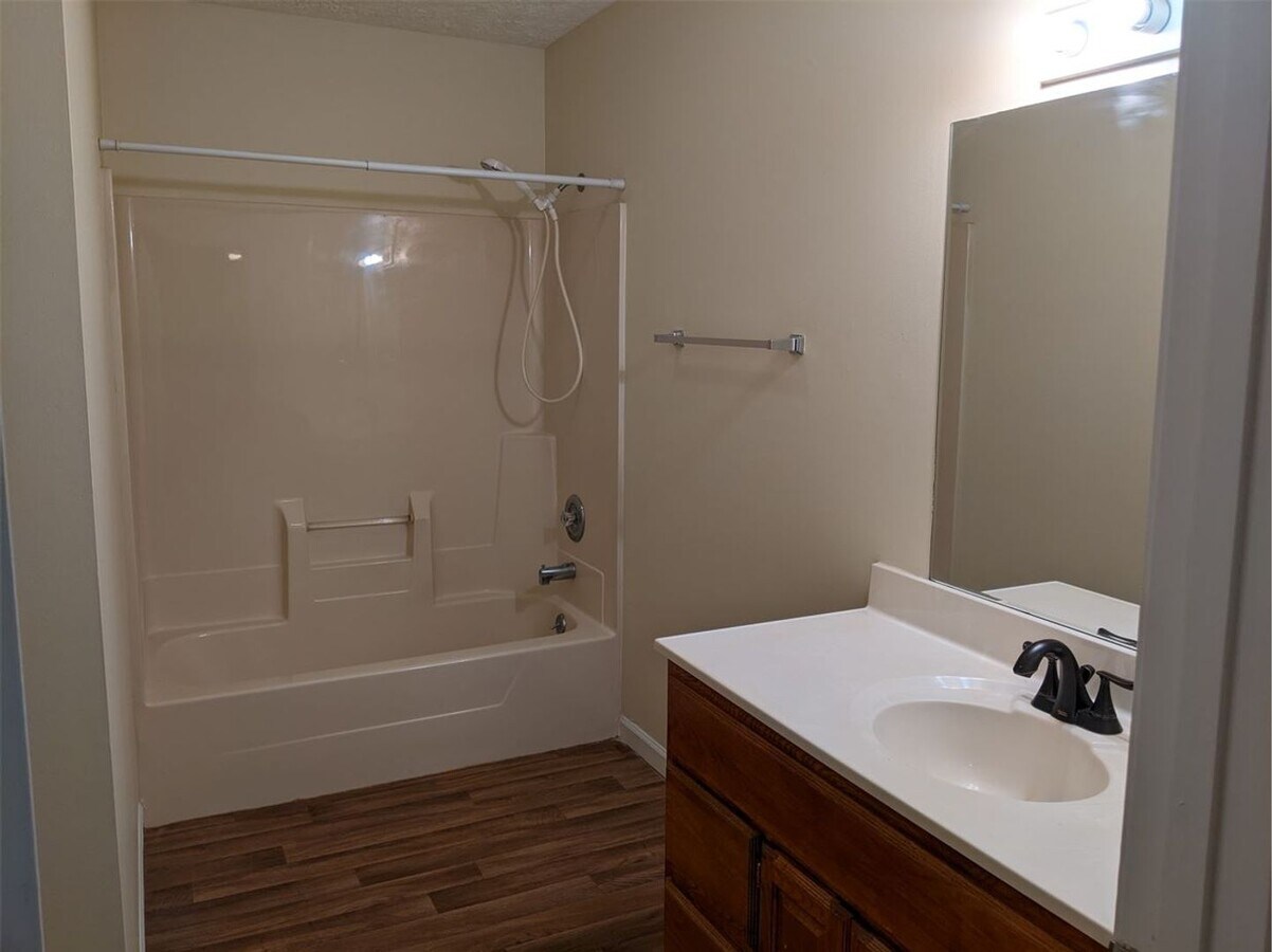 Photo - 1601 Ohio St Unidad Apt B (M-038)