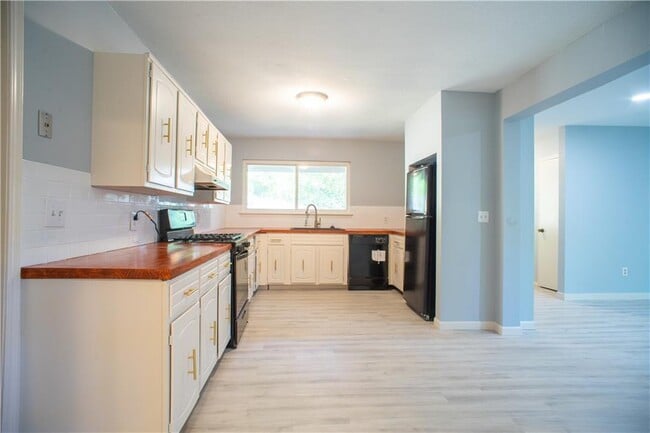 Photo - 405 S Mashburn Ave