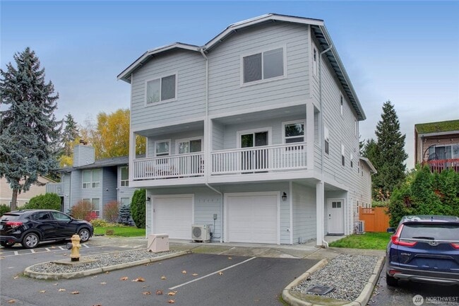 3Bd/2.5Ba Kirkland Townhouse - 3Bd/2.5Ba Kirkland Townhouse