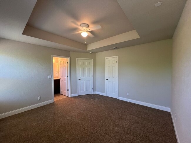 Photo - 3-bedroom, 2.5-bathroom townhome in Live Oak!