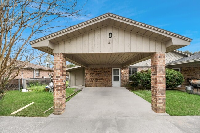 Photo - 1006 Perry St