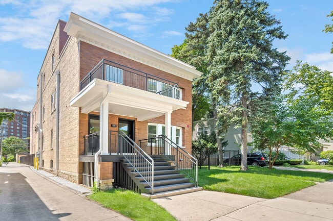 Photo - 1111 Erie St Unit 6