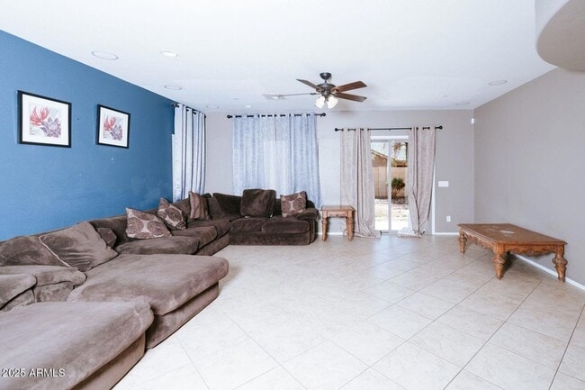 Photo - 19367 W Madison St