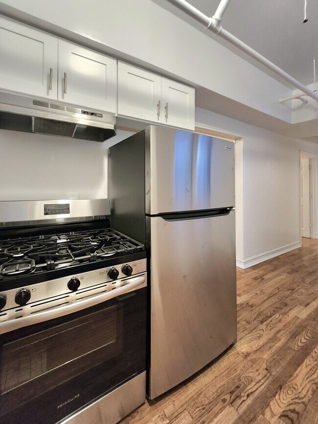 Photo - 3746 W Irving Park Rd Unit GDN