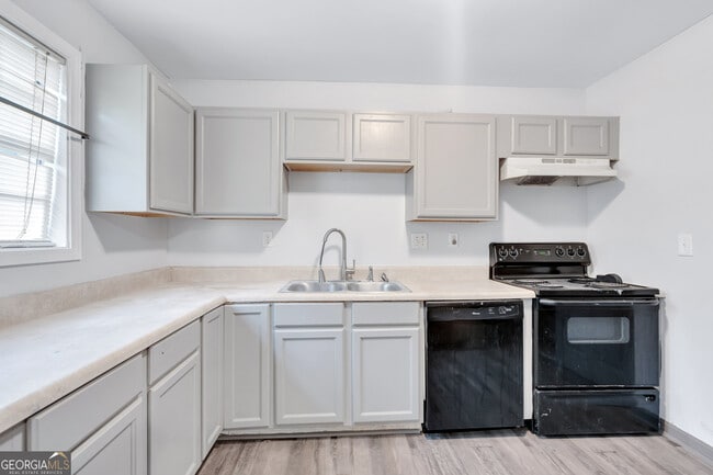 Photo - 968 Sexton Dr