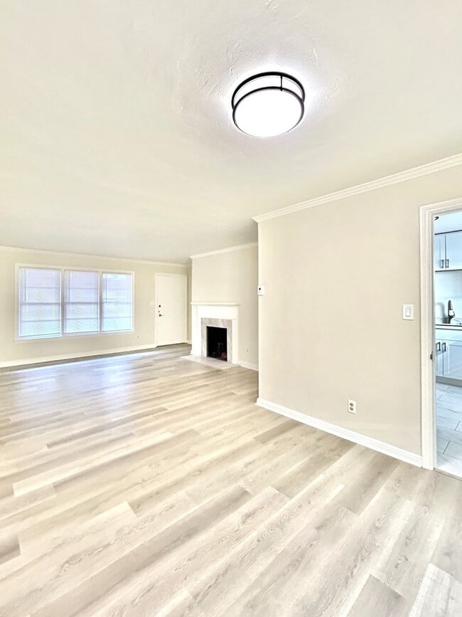 Photo - 1416 El Camino Real Unit 1