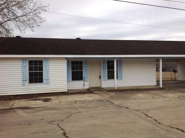 Building Photo - 706 Picard Rd