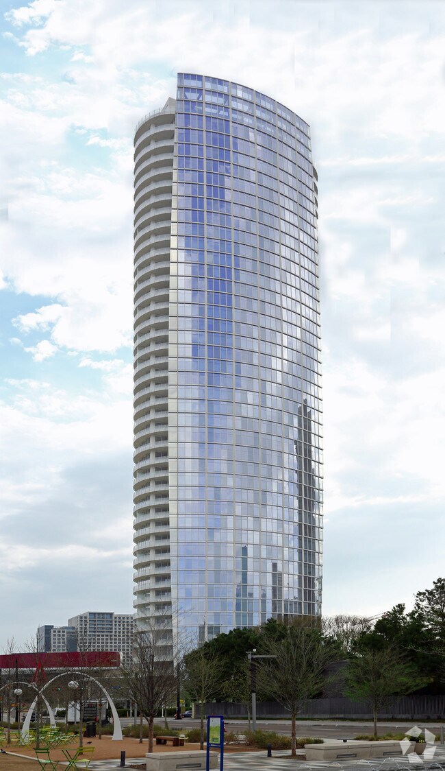 Photo - Museum Tower