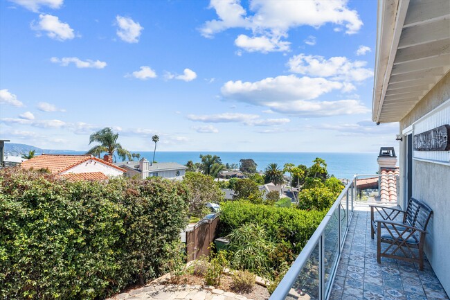 Patio balcony - ocean views - 1425 Hillcrest Dr Townhome