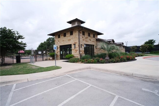 Photo - 14110 McCoy Lp