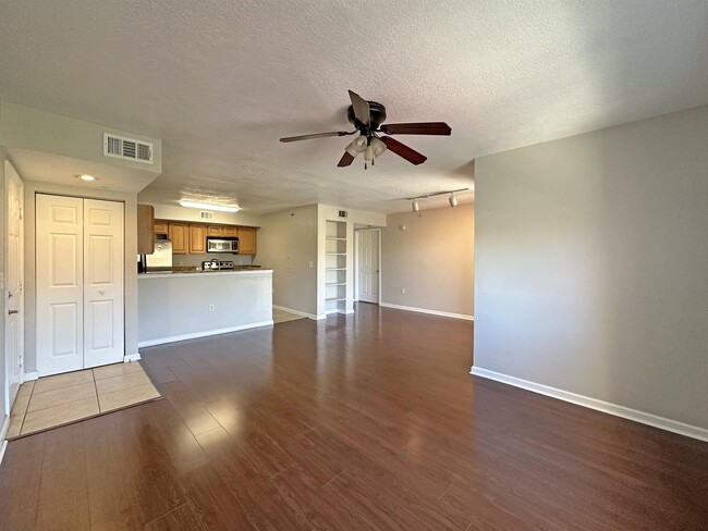 Photo - 251 SW Palm Dr Townhome