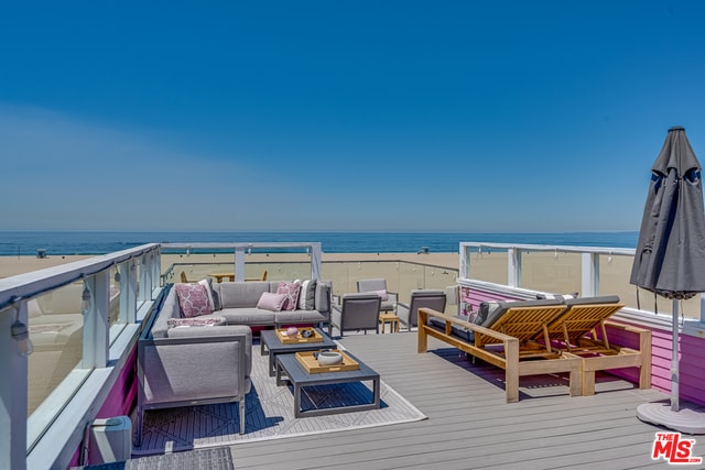 Photo - 1341 Palisades Beach Rd House