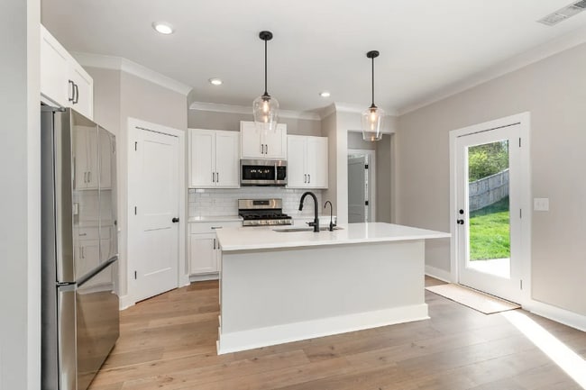 Photo - 577 Davis Vly Dr