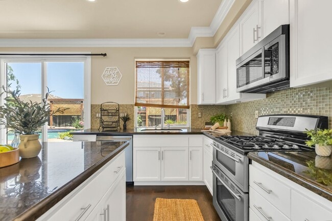 Photo - Amazing! 5 Bed 3 Bath Jewel of Roseville