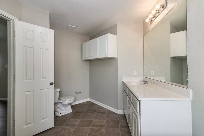 Photo - 6919 Garnet Trail Ln
