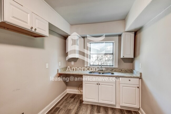 Photo - 633 84th St S