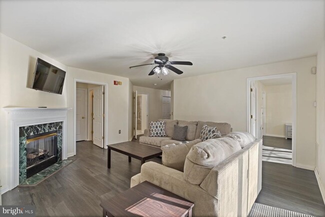 Photo - 8901 Stone Creek Pl Unit T-3