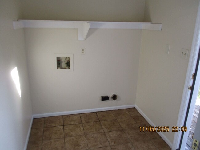 Photo - Pelham Drive, 162-A