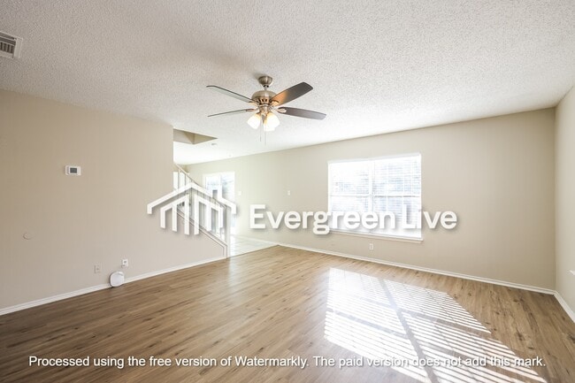 Photo - 6015 Encanto Point Dr