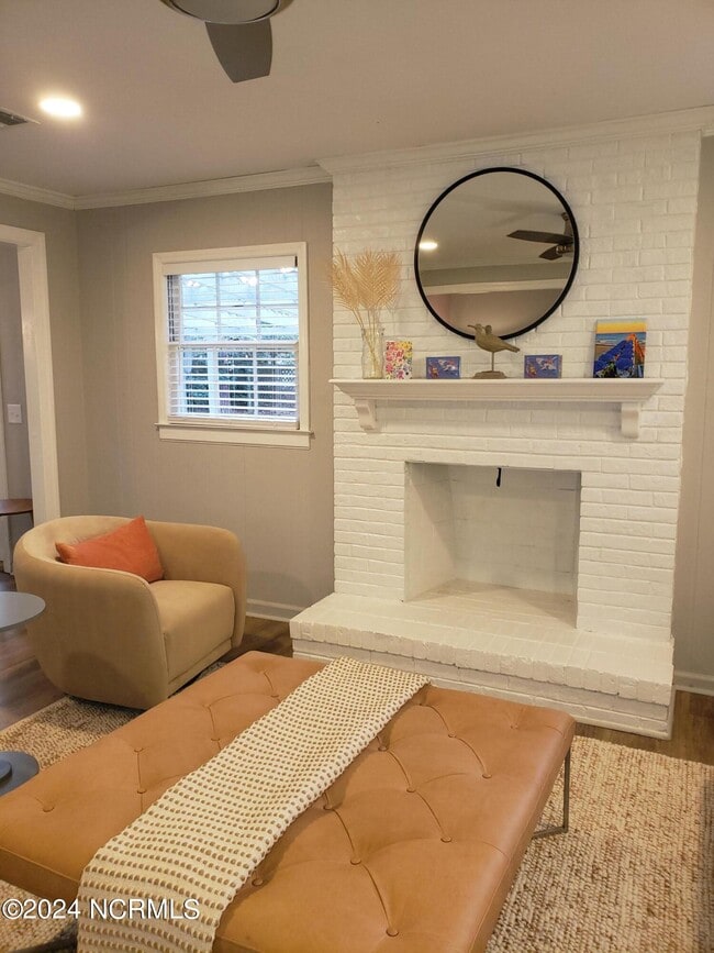 Photo - 809 Shakespeare Dr