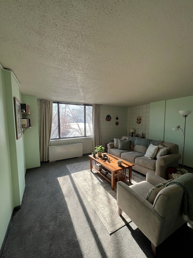 Photo - Fantastic Studio in The Metropolitan Condos