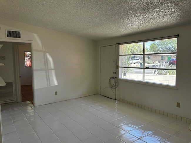 Photo - 2 Bedroom Single Family -Central Tucson