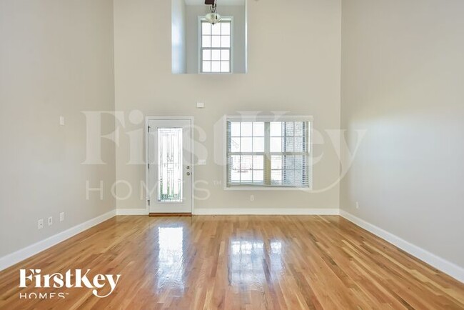Photo - 1010 Azalea Ct House