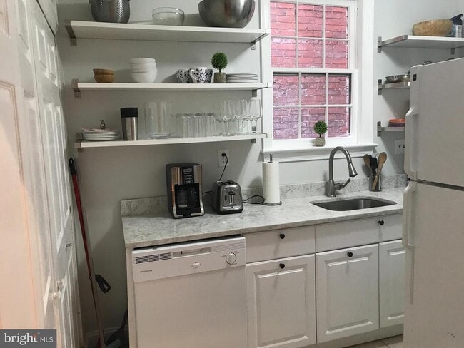 Photo - 731 13th St NE Unit 1